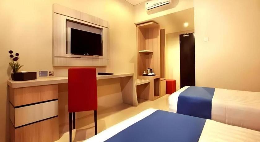 Asoka Luxury Hotel Bandar Lampung Zewnętrze zdjęcie