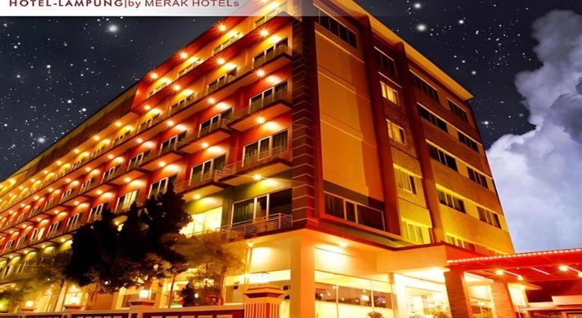 Asoka Luxury Hotel Bandar Lampung Zewnętrze zdjęcie