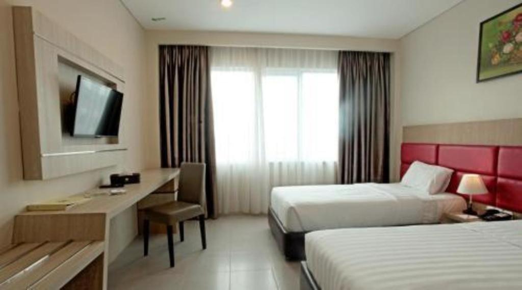 Asoka Luxury Hotel Bandar Lampung Zewnętrze zdjęcie