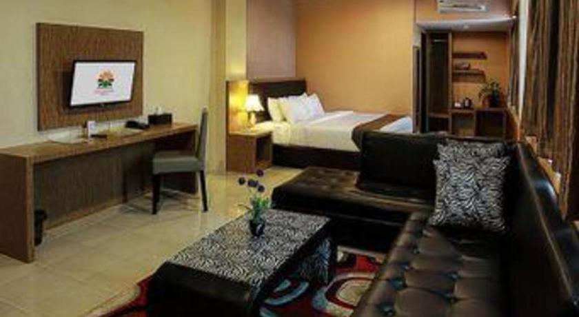 Asoka Luxury Hotel Bandar Lampung Zewnętrze zdjęcie
