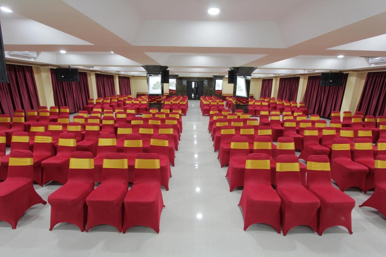 Asoka Luxury Hotel Bandar Lampung Zewnętrze zdjęcie